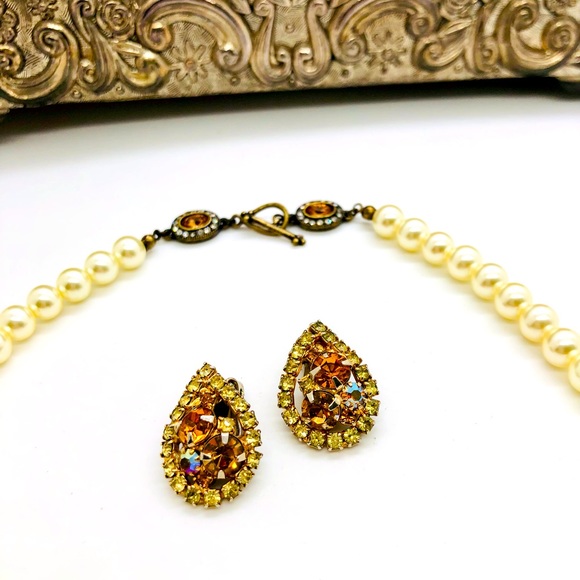 Vintage Ornate Deco Pearl Necklace & Rhinestone Crystal Earrings - Picture 10 of 16